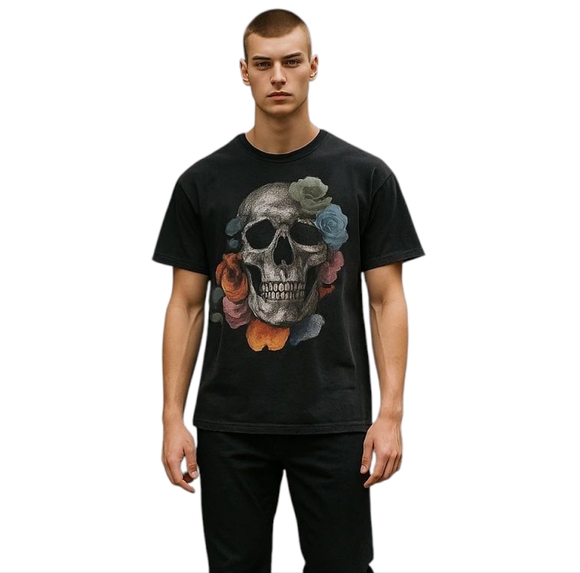 Guess Men Large Skull Grunge Skull Roses Black Goth Graphic Short Sleeve Tee - Picture 1 of 8